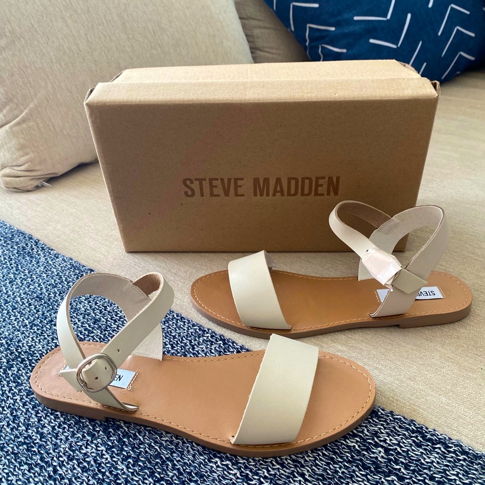 Brand new Steve Madden sandals